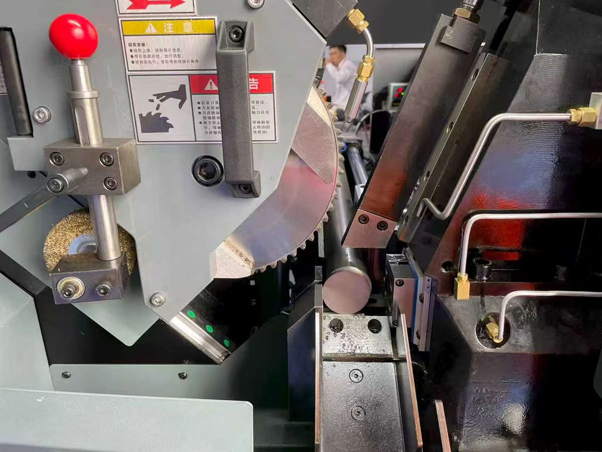 Circular_Saw_For_Sale_2.jpg